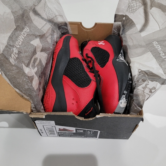 Under Armour Red and Black Sneakers Sz 13US - Picture 8 of 8